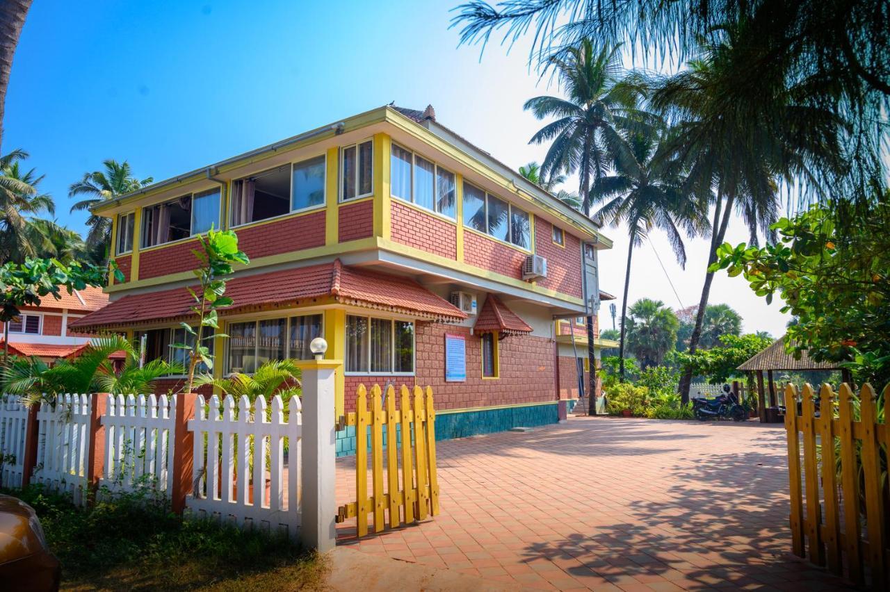 Glucklich Beach Cottages クンダプラ エクステリア 写真