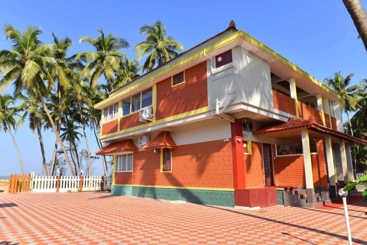Glucklich Beach Cottages クンダプラ エクステリア 写真